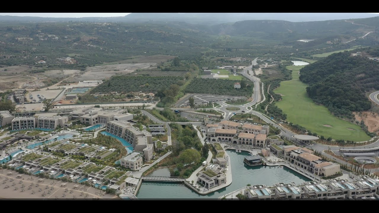 W Costa Navarino 2023