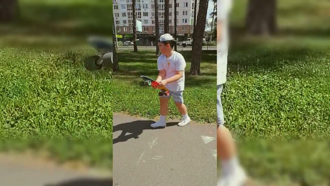 ПЕРВЫЕ ТРЮКИ на ПЕННИБОРДЕ! 🔥 Учусь трюкам в парке
