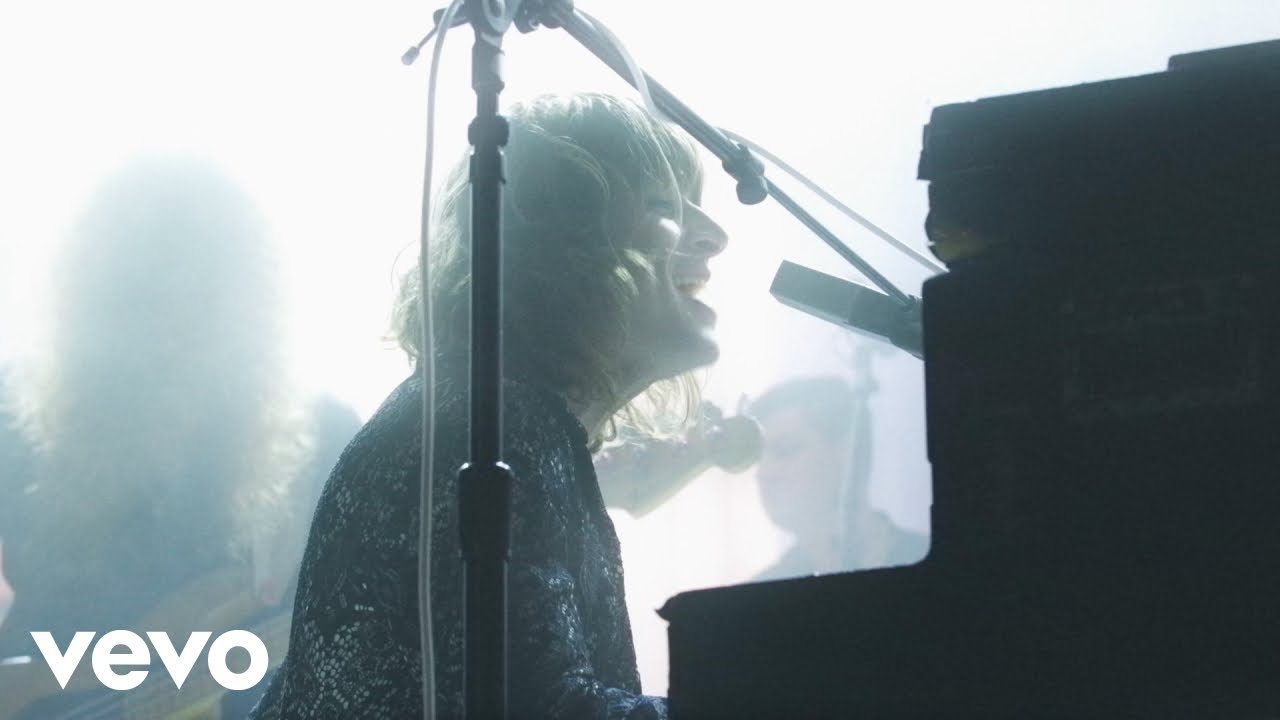 Neal Francis - Sentimental Garbage (Live At Thalia Hall)