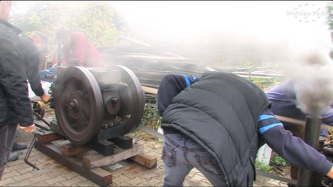 Kaltstart Deutz Diesel Station&auml;rmotor - Stationary Engine Cold Start