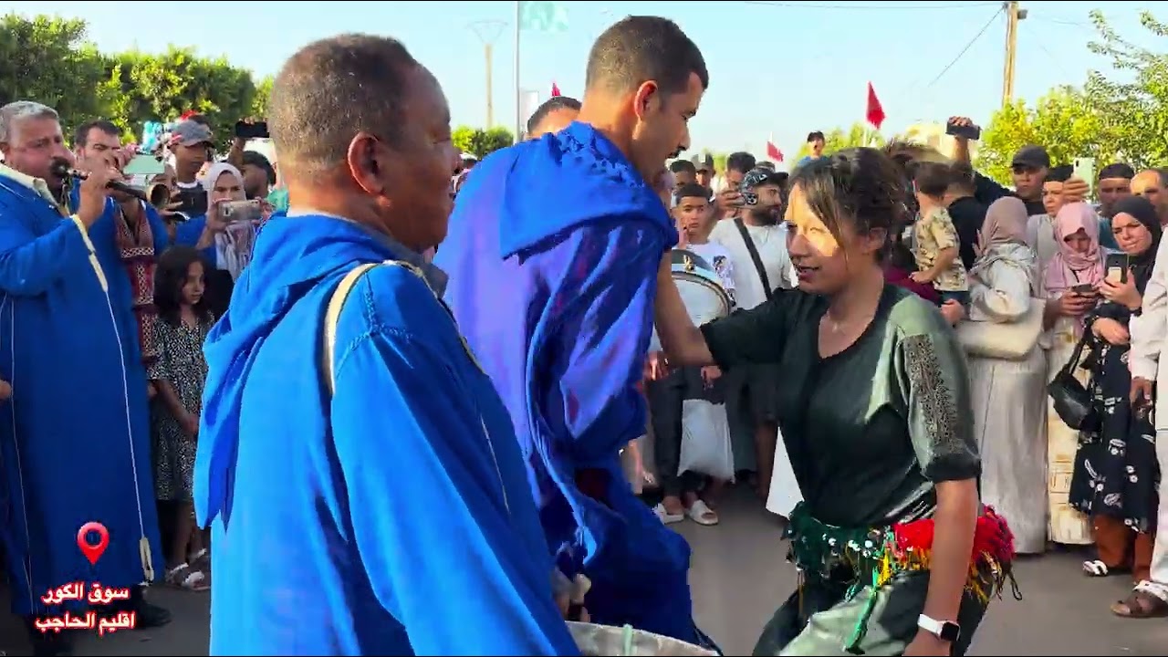 الأجواء حماسية مع إيقاعات الطبول في مهرجان سوق الگور بإقليم الحاجب