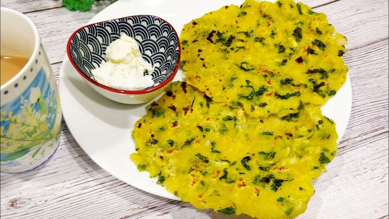 Goan Kanyachi Bhakri | Super easy Onion Suji breakfast recipe Indian