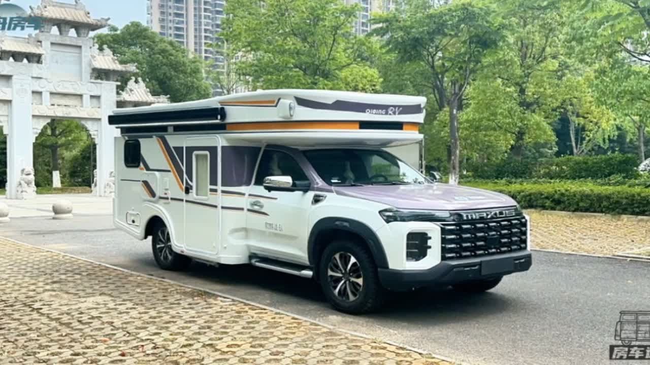 大获成功！星际H硬升顶四驱房车，三层升降技术，车高仅2米2左右