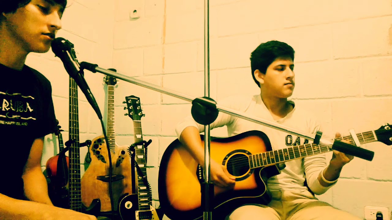 La correcta cover by 