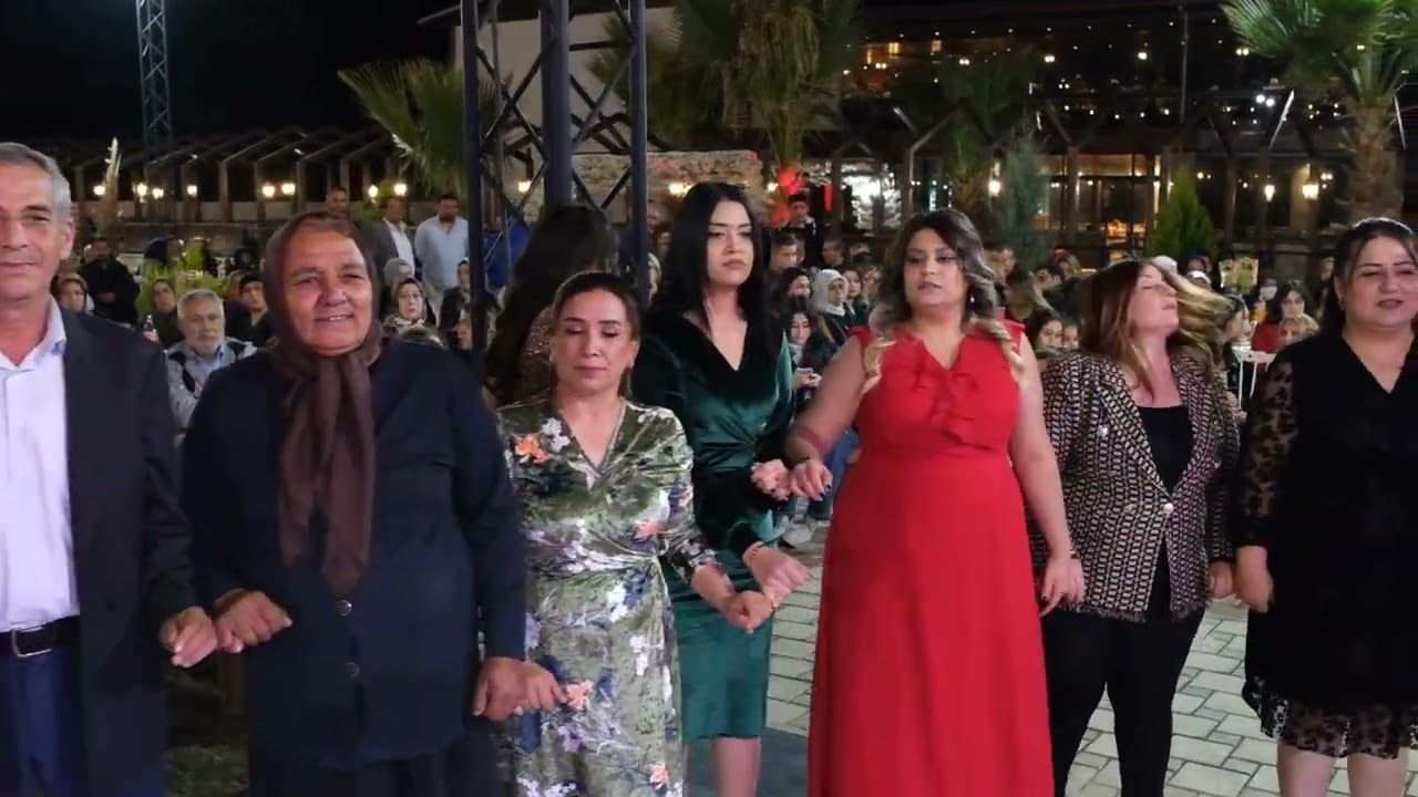 PINAR CAN YAZAN KALEM SİYAH... YOK BÖYLE SES