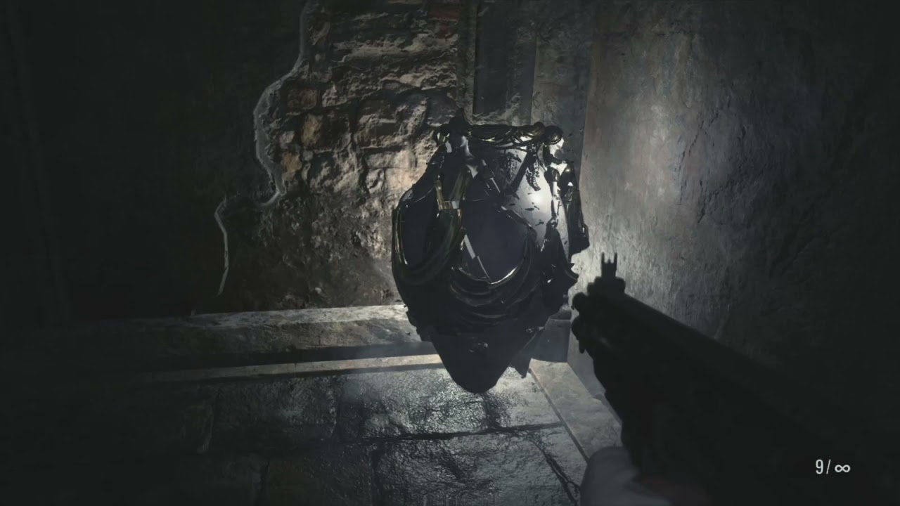 Resident Evil Village - Despejar Jardin Interior en Castillo Dimitrescu - Kontyworld