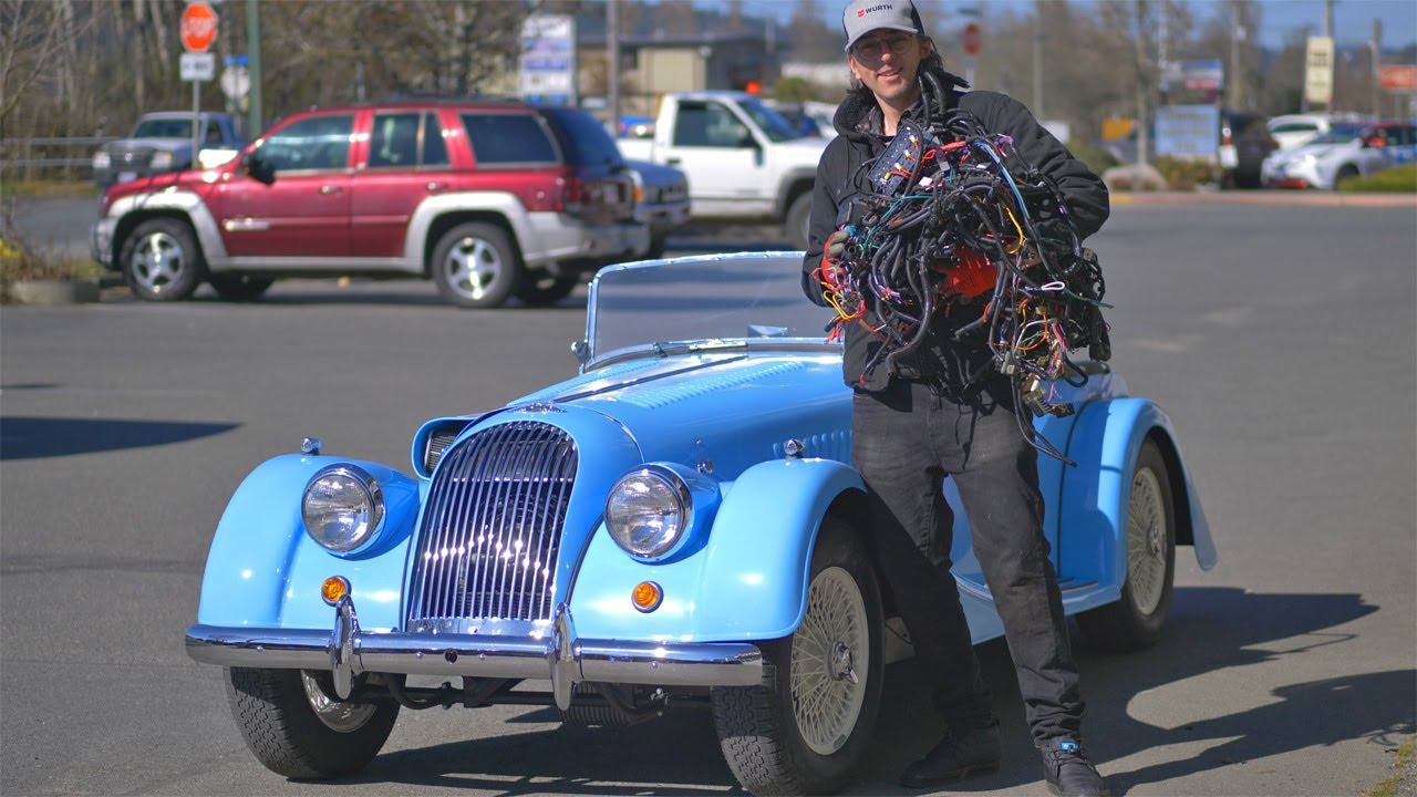 Fixing the wiring mess in this 1955 Morgan