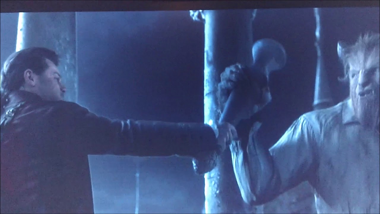 1991 vs 2017: Gaston vs Beast