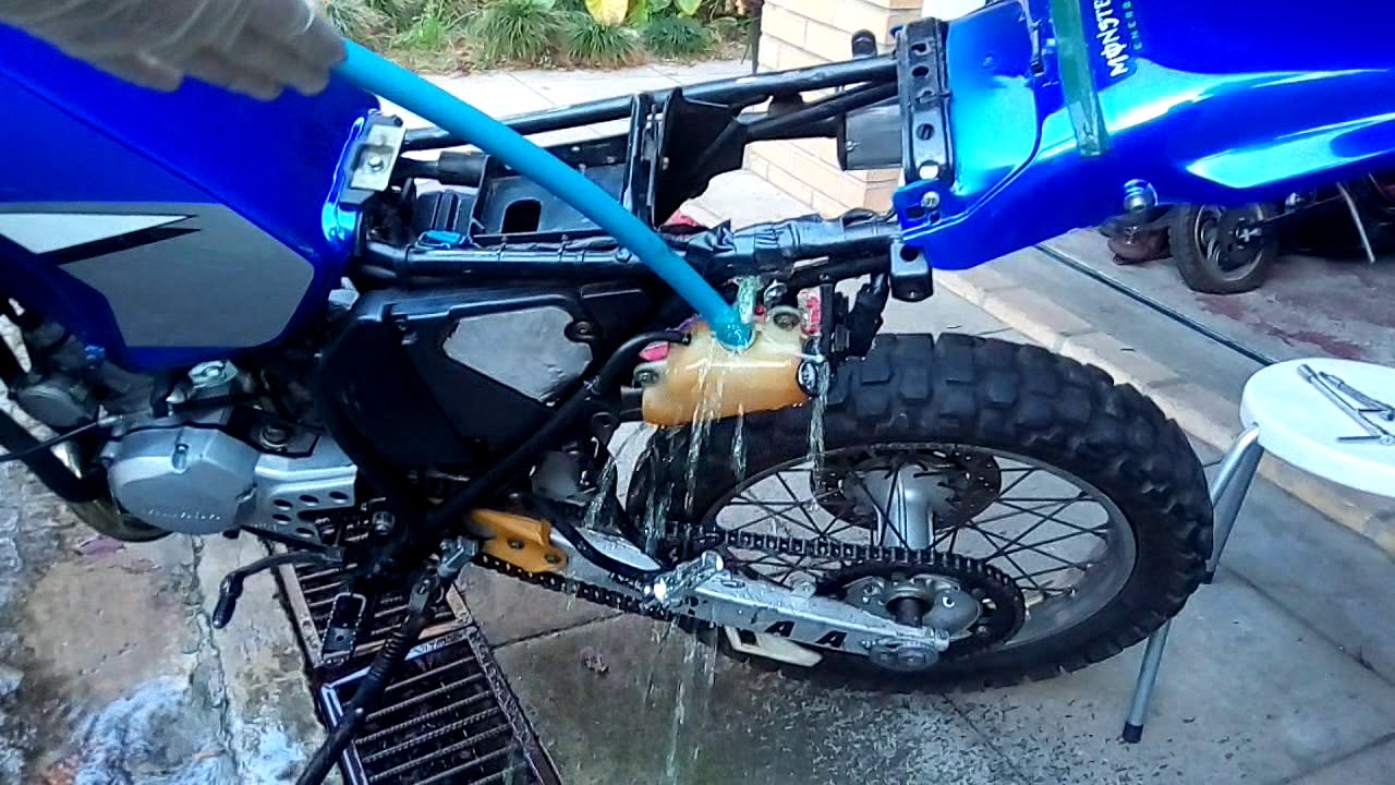 Dtr 125 r / como trocar anti congelante / as antifreeze exchange