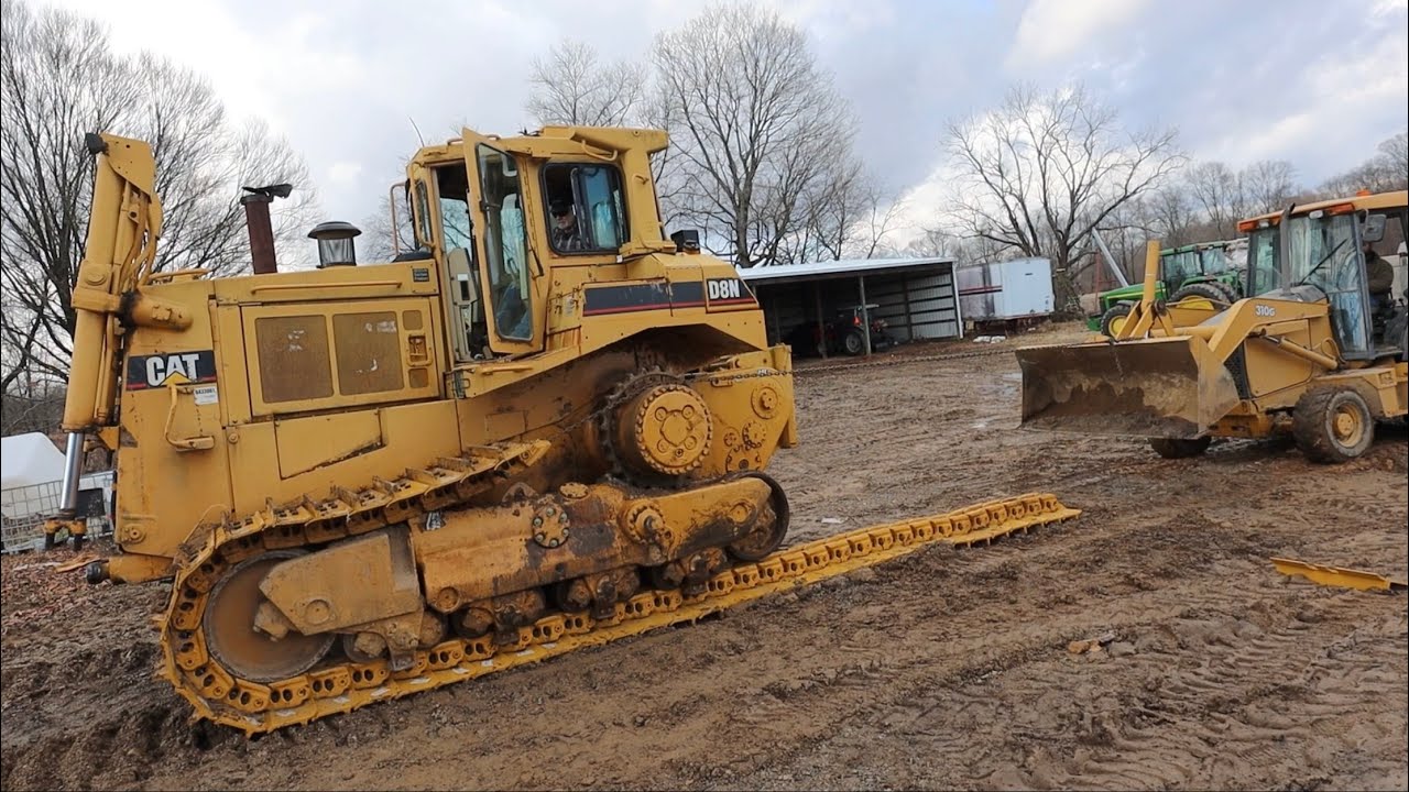 Завершающий ремонт нашего бульдозера Cat D8.