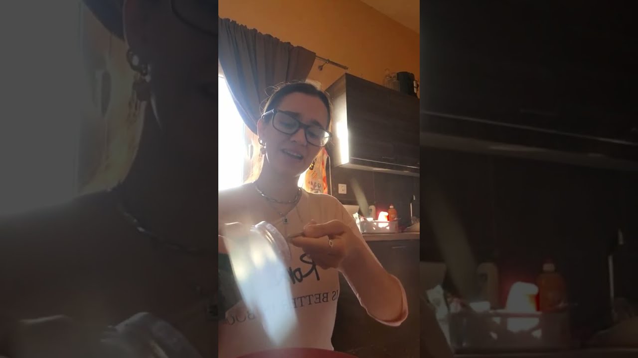 Live με πρωινό & δίδυμα | Mary Cat 