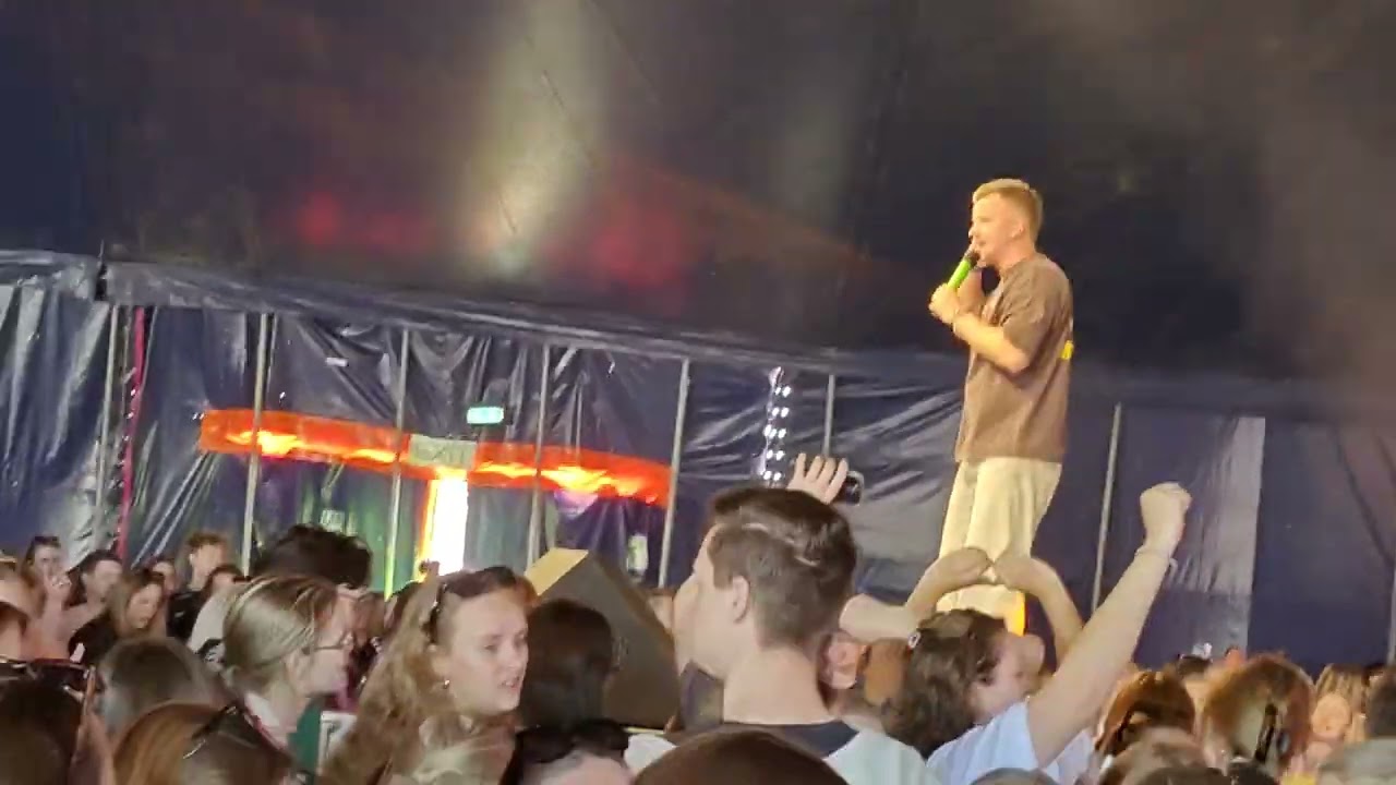 Russo, Turfy Gang - Bacotrein (Live @ Lingepop)