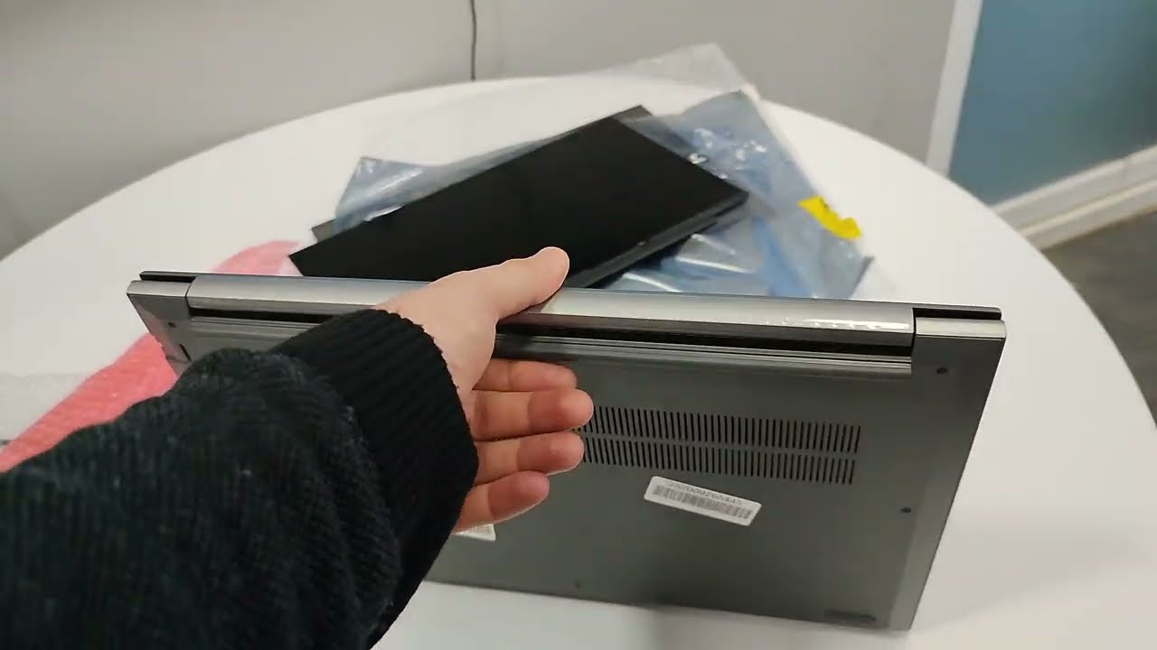 Lenovo Laptop Menteşe Kırılması ve Ekran Değişimi | Garanti Yetkili Servis BDH