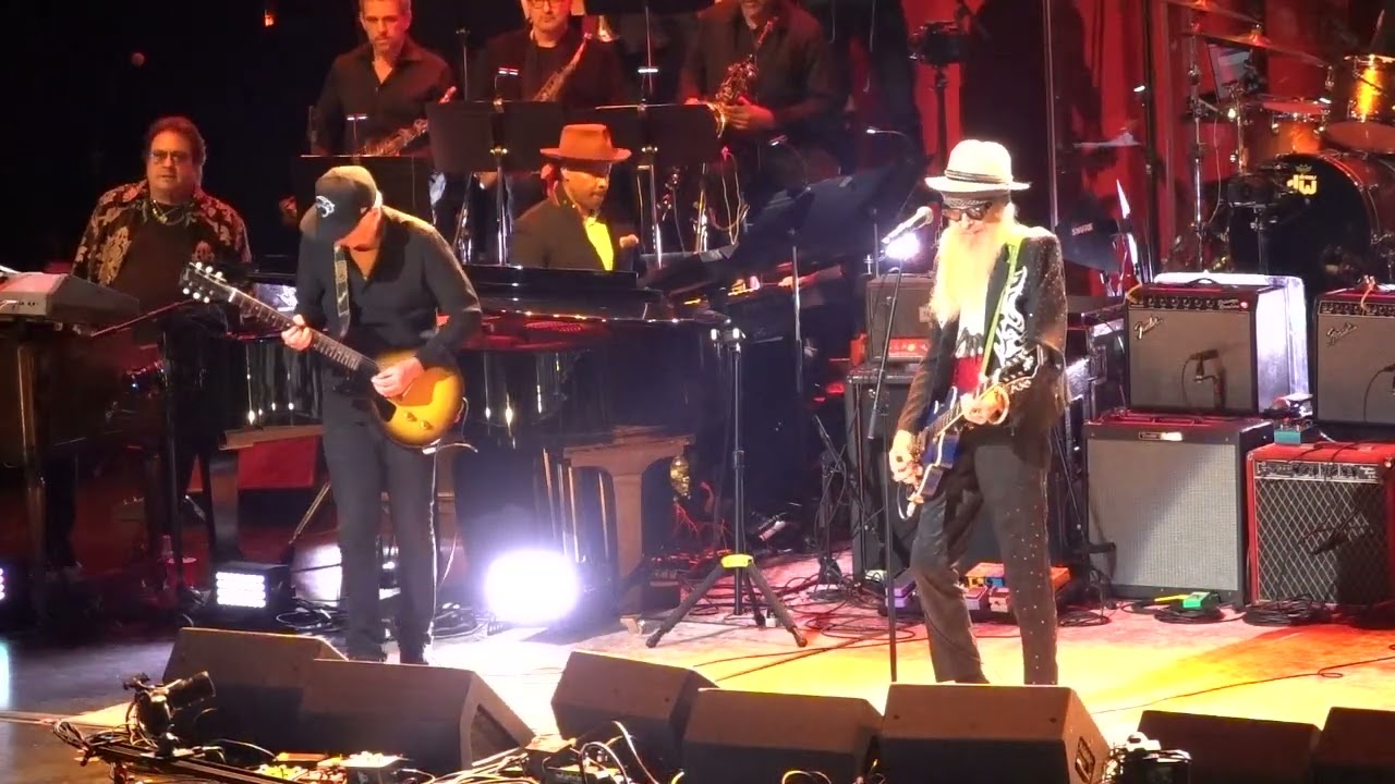 Billy F. Gibbons & John McEnroe - Sharp Dressed Man 3-5-26 Beacon Theater, NYC