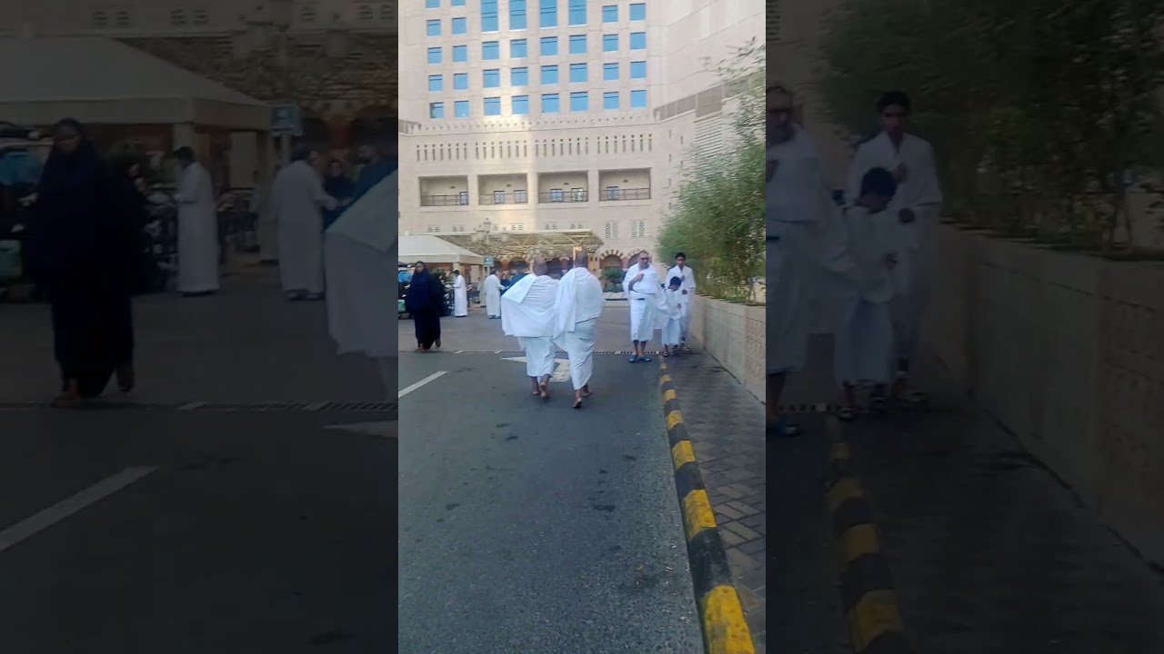 yah Anjum hotel ismein se rasta Kavya ki taraf nikalta hai