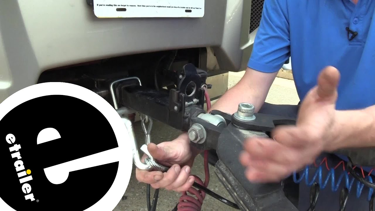 etrailer | All About the Curt S-Hook with Wire Keeper for Safety Chains and Cables