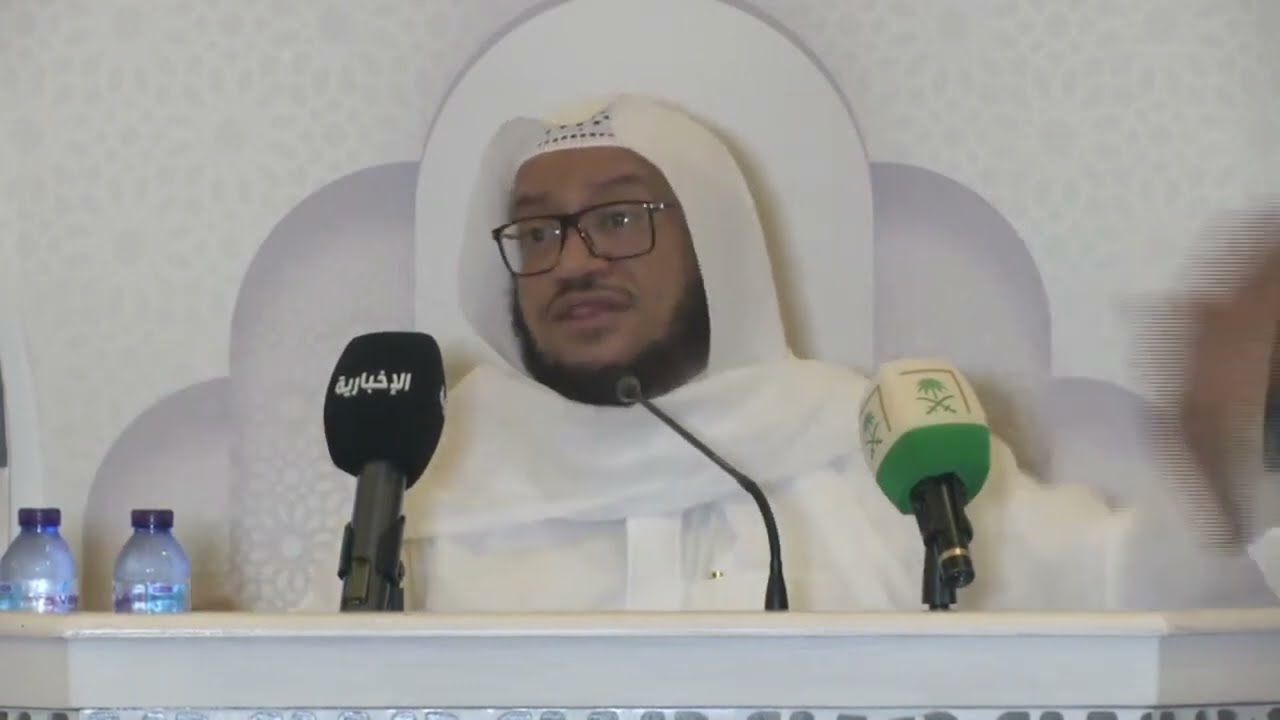 بيان خطأ محمد بازمول بعدما استدل بجواز الاحتفال باليوم الوطني لانتفاء علة التشبه بالكفار للشيخ الريس