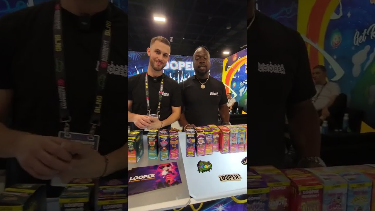 looperverse 👽booth👾🔥Amazing products and Artwork and Vibez🔥@altproexpo  2023 🌟🇺🇲