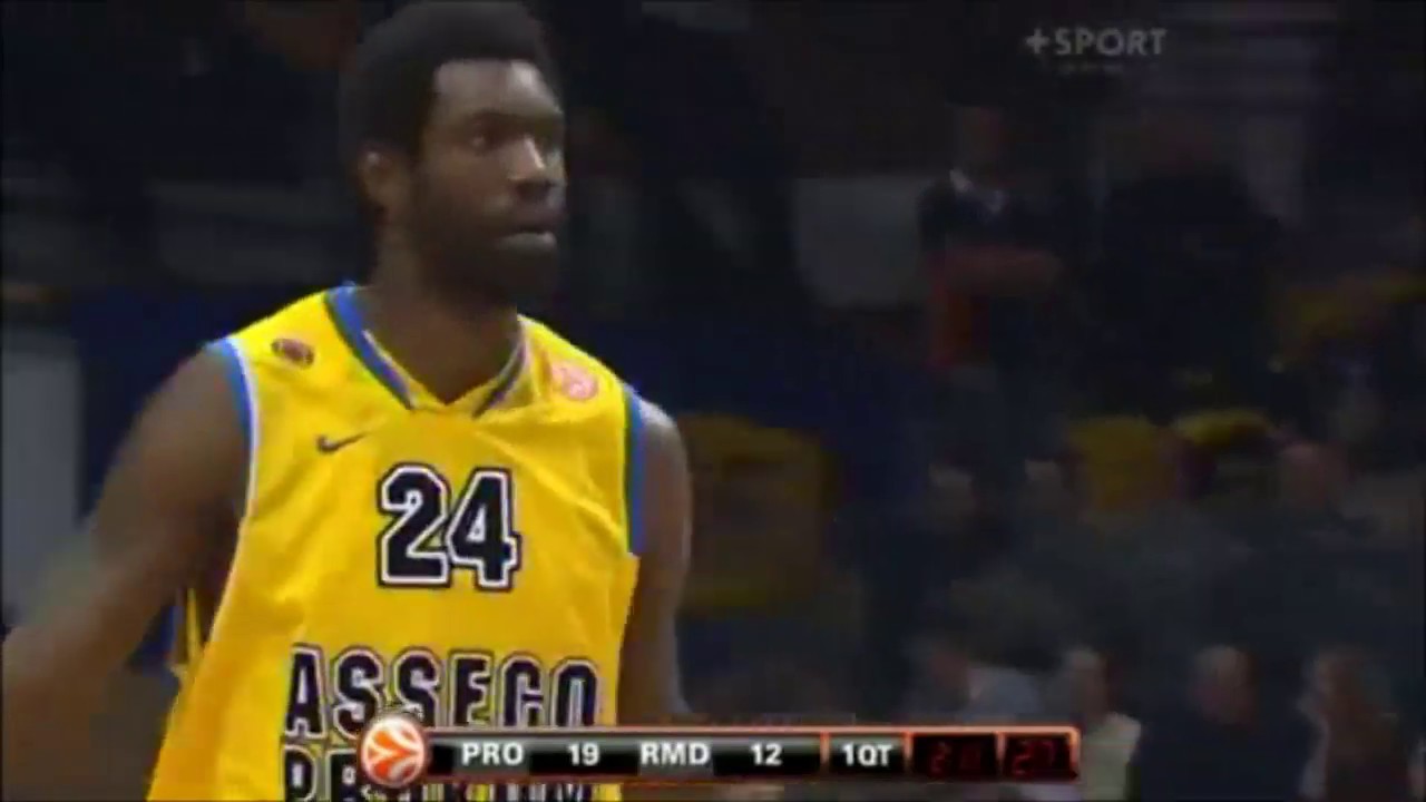 Qyntel Woods | 27 points vs Real Madrid | EL career high