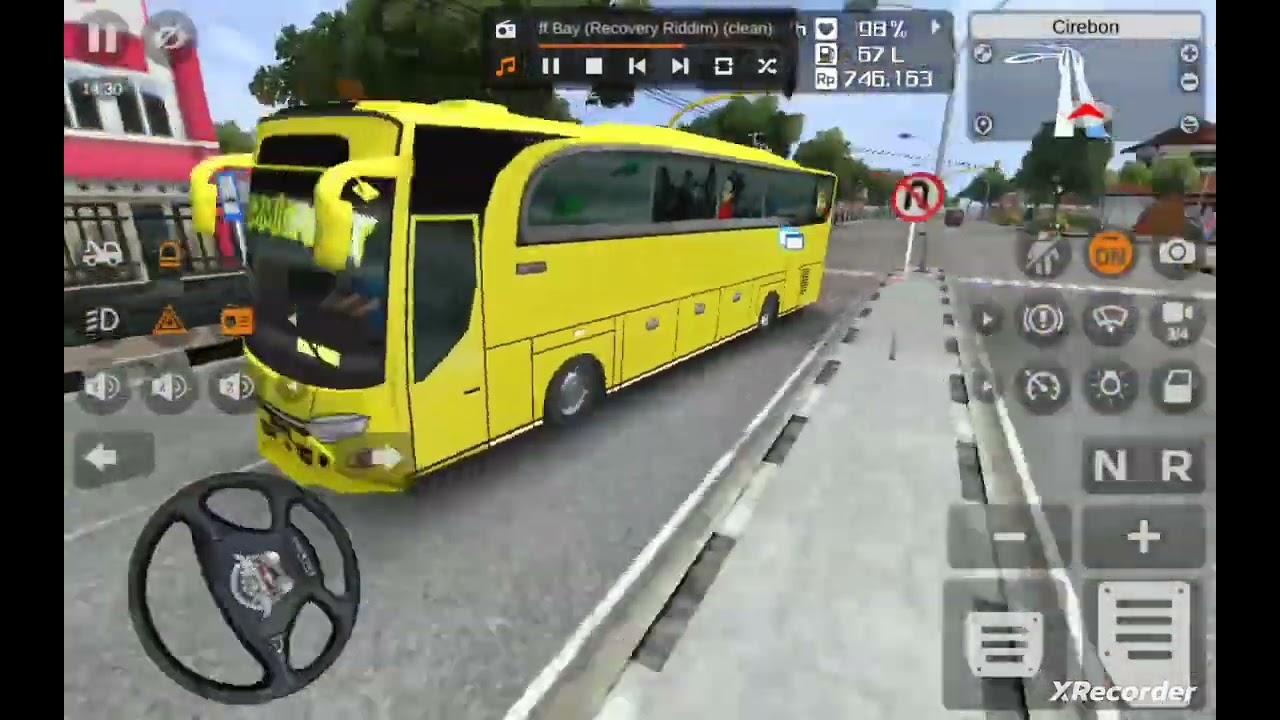 YELLOW RICH IMMIGRANT BUS SKIN