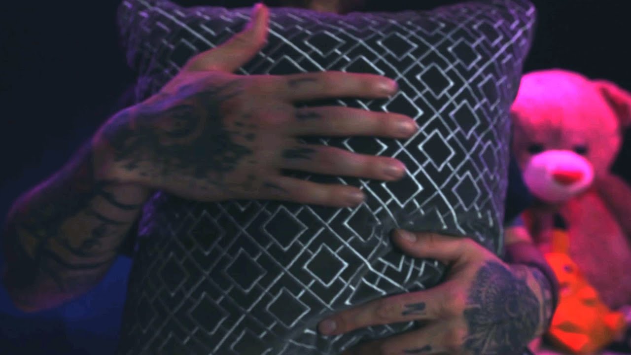 Fabric Pillow Tapping, Scratching and Shushing