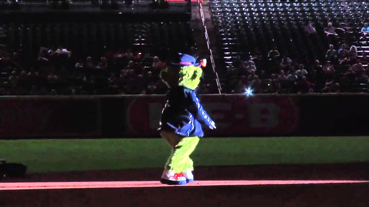ORBIT Michael Jackson dance
