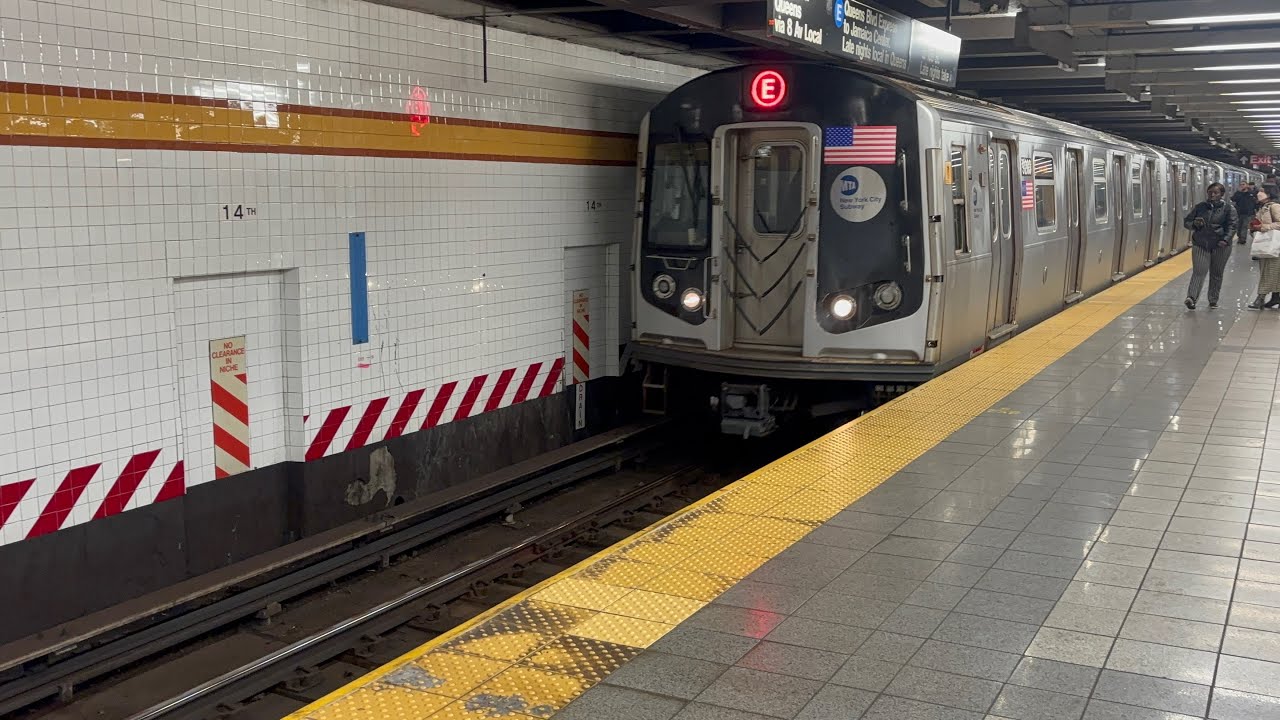 IND Eighth Avenue Line: A,C,E Express and Local trains at 14th Street (R160,R179,R211A