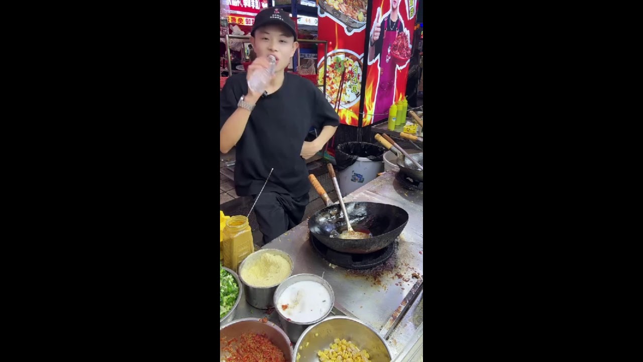 Live streaming of streetfood for Andy哥