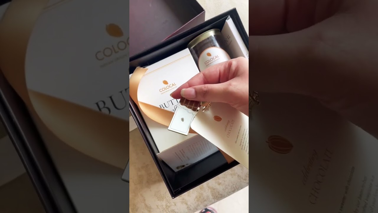 World chocolate day with Colocal&rsquo;s surprise gift! ❤️ #colocal #worldchocolateday #chocolatecookie