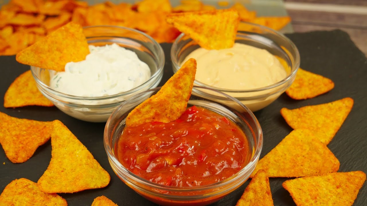 Nachos wie im Kino | Nachos mit Salsa, Käse-Dip & Sour Cream Dip