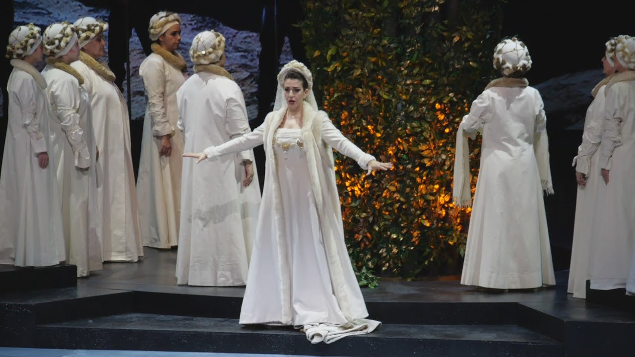 FRANCESCA SASSU - Bellini: Cabaletta from “Casta Diva” (Norma)