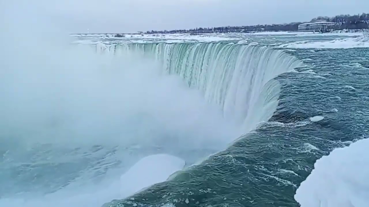 Highlight 1:38:47 - 1:43:47 from Niagara Falls live beside the Falls 28 January 2026 a bit of snow f