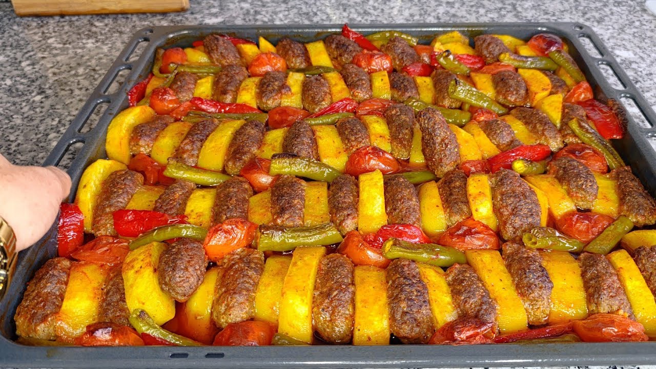 İzmir k&ouml;ftesi nasıl yapılır Nefis Yemek Tarifleri K&ouml;fteli Yemekler Fırın Yemekleri