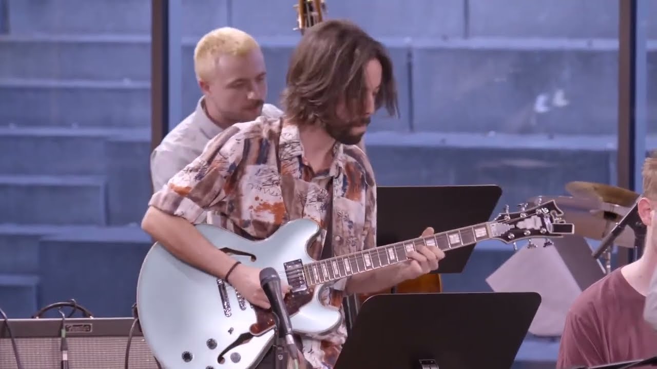 Aelax - HfMT Big Band feat Lucas Brum