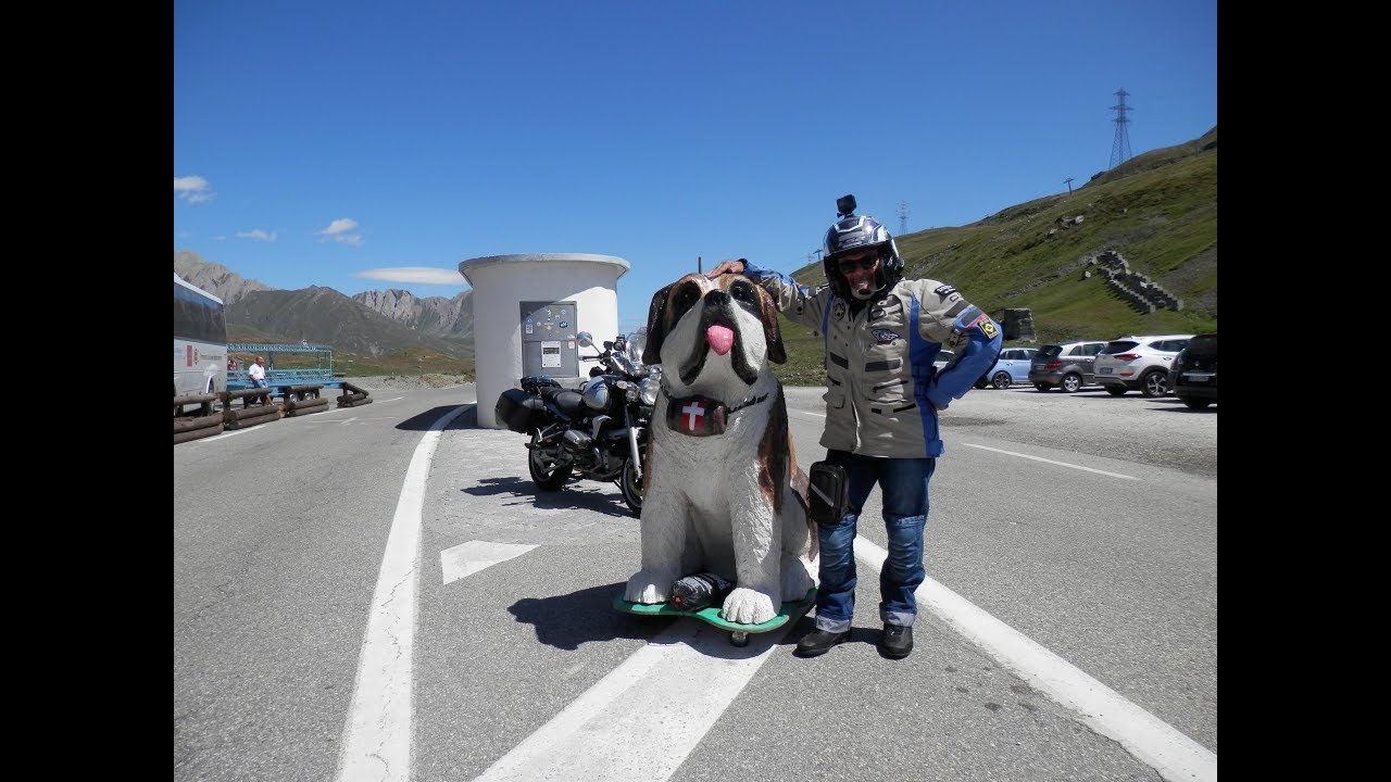val d'aosta in moto colle piccolo san bernardo italia in moto