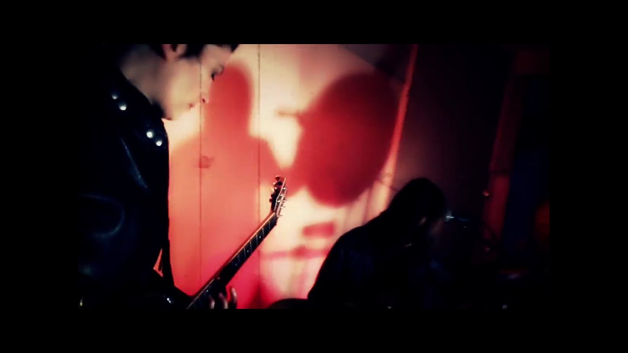 deux furieuses - 'The Party of Shaitaan' (Official Video)