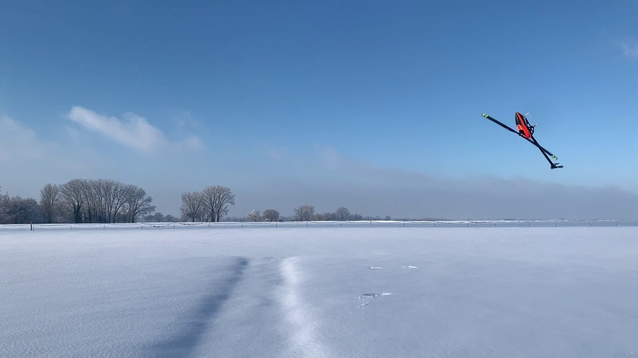Tron 5.5 playing in the snow | FULLYMAX 6s 5600 80C