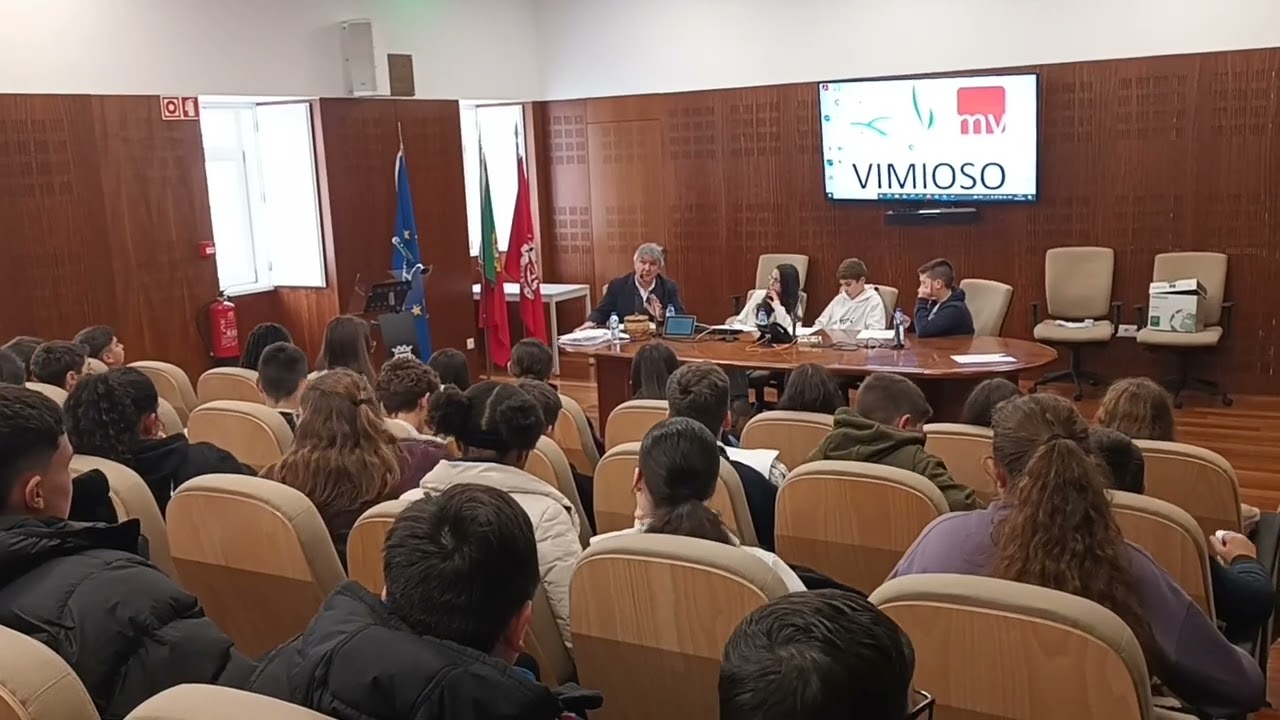 Vimioso: Alunos assumiram o papel de deputados municipais