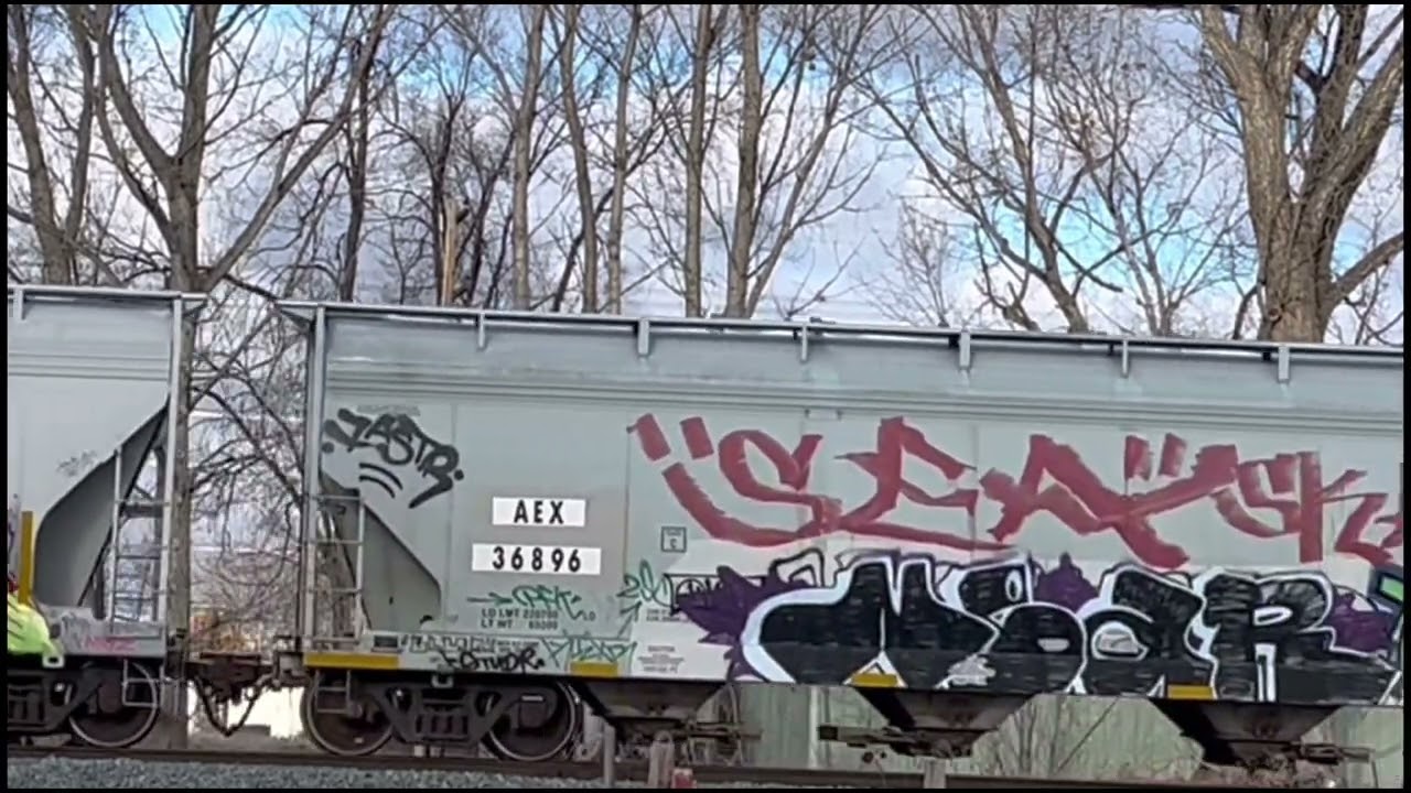 Freight train graffiti addiction! 