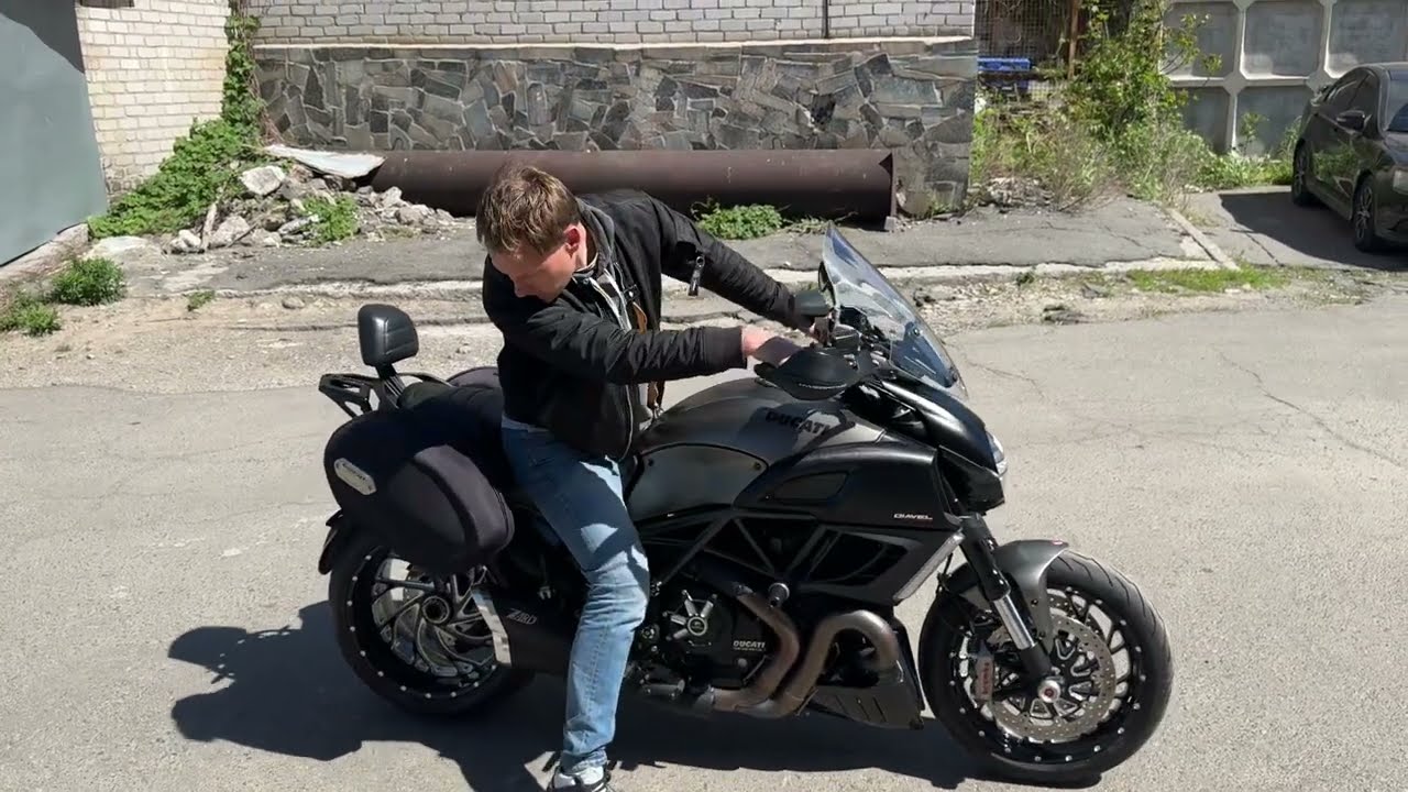 Стан мотоцикла Ducati diavel strada пробіг 12тис. км