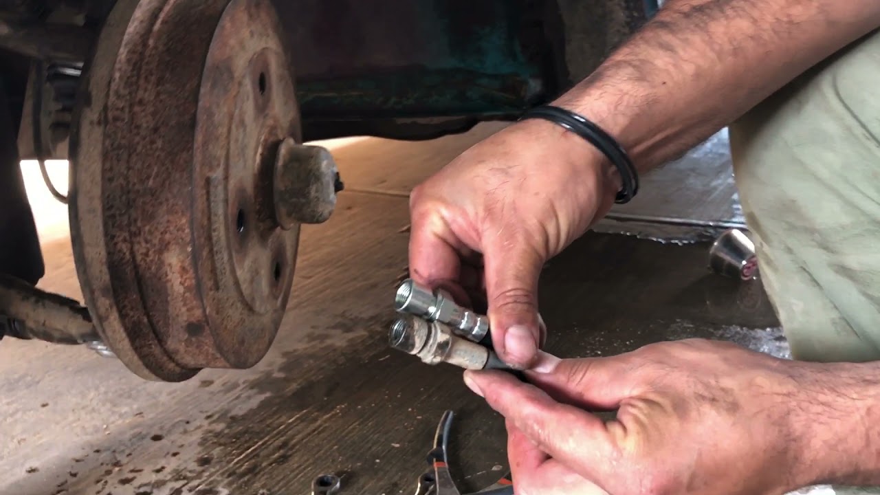 Como reemplazar mangueras de freno, sin dañar la bomba