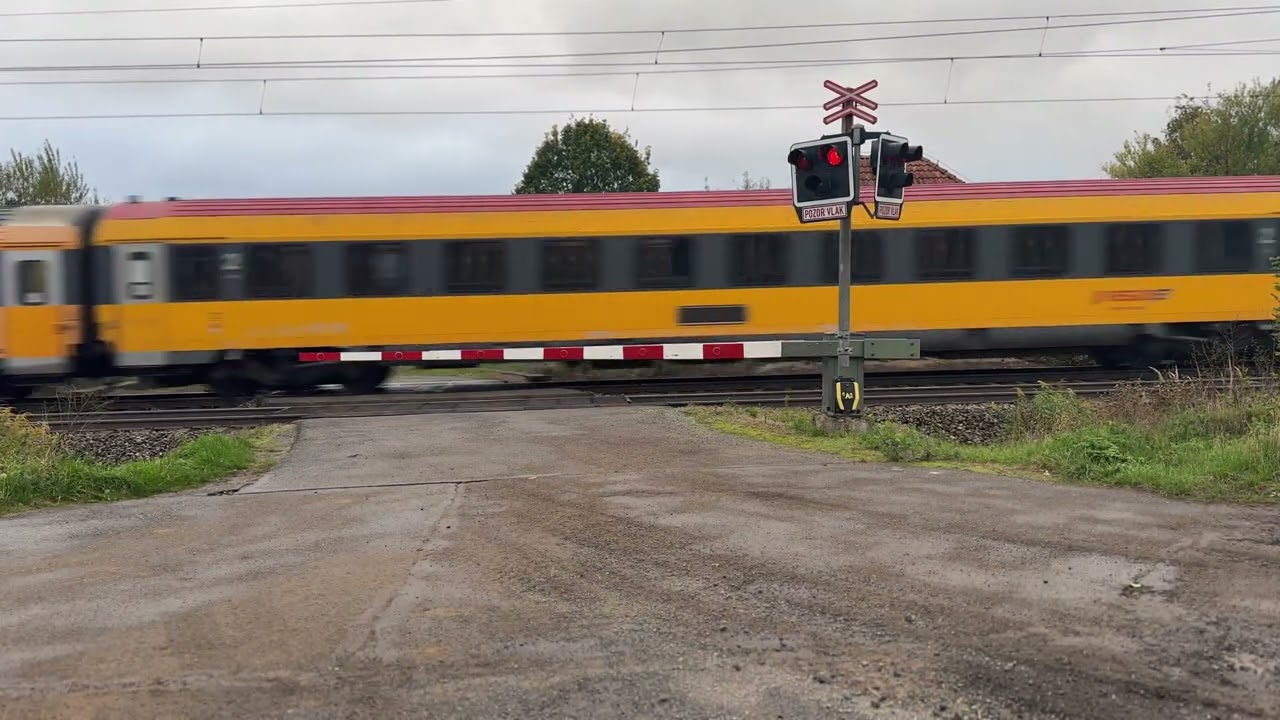 Železniční přejezd Svitavy #2 [P6830] 11.10.2024