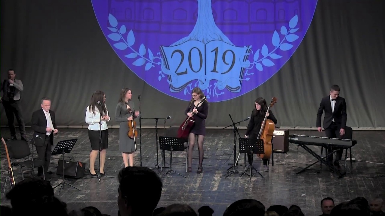 Tanulni kell - Szalagavató 2019