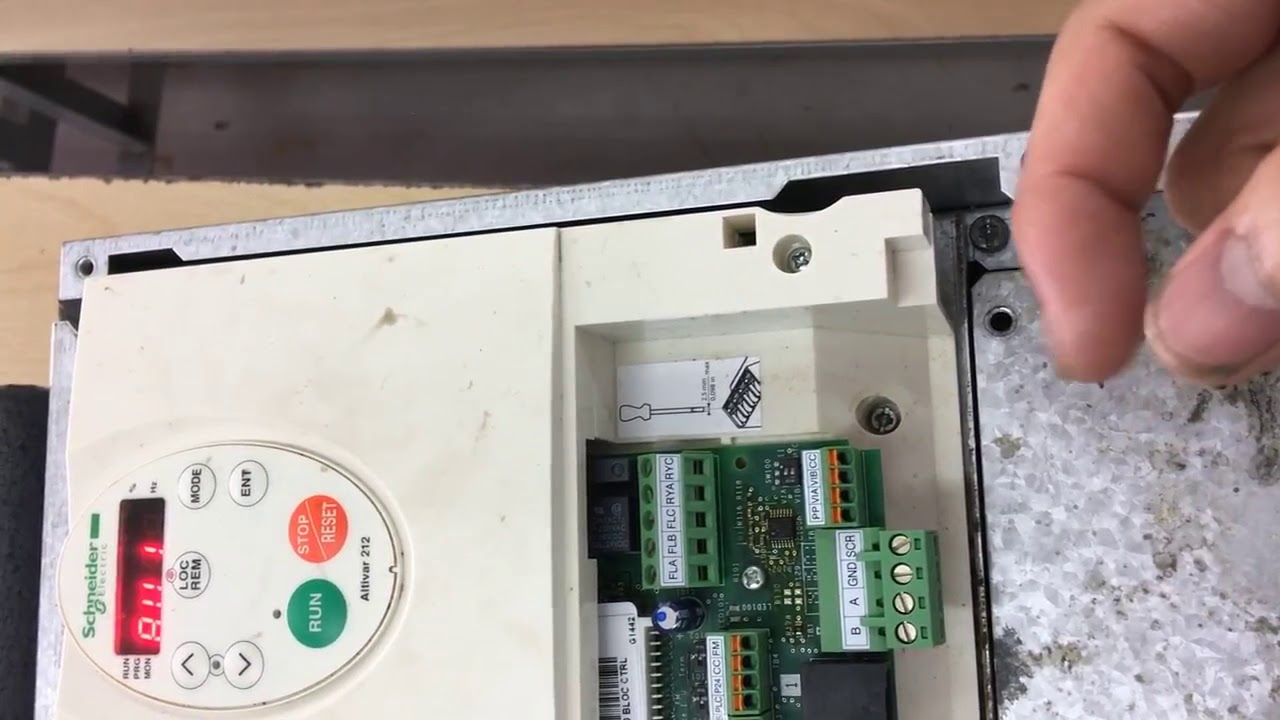 Cài đặt biến tần ATV212 Schneider