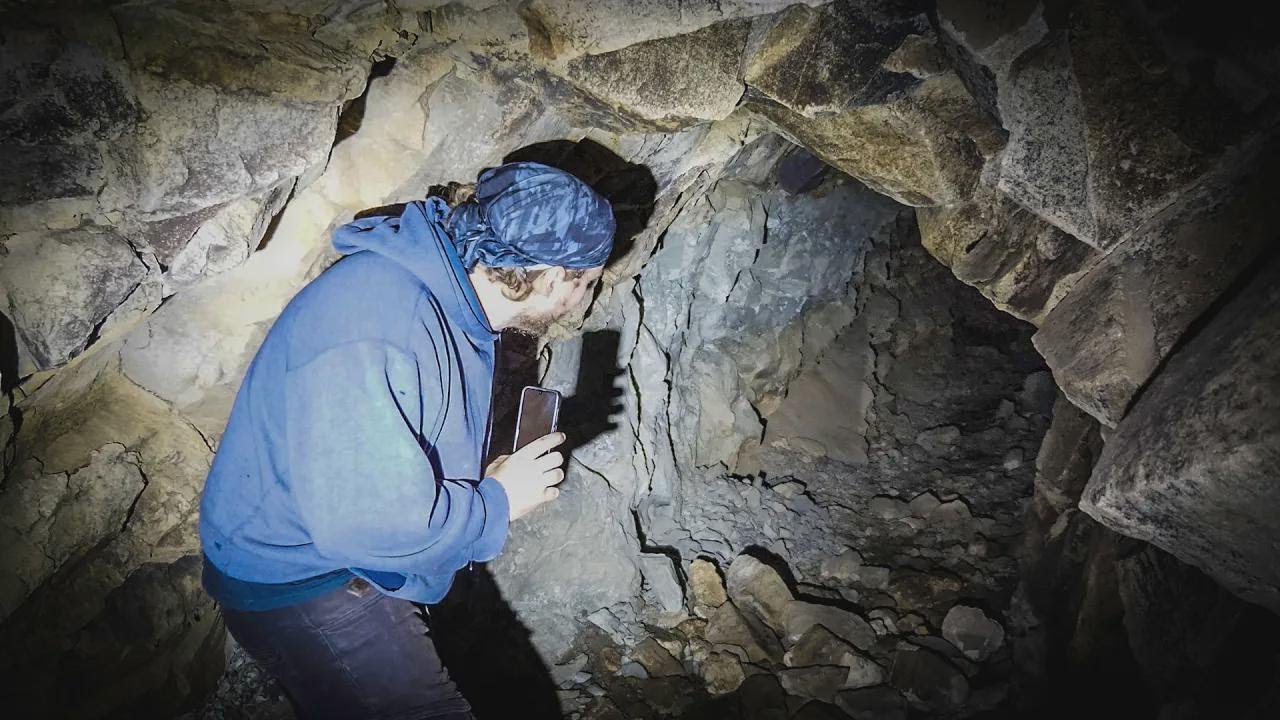 ¡Este túnel secreto oculta una base militar abandonada!