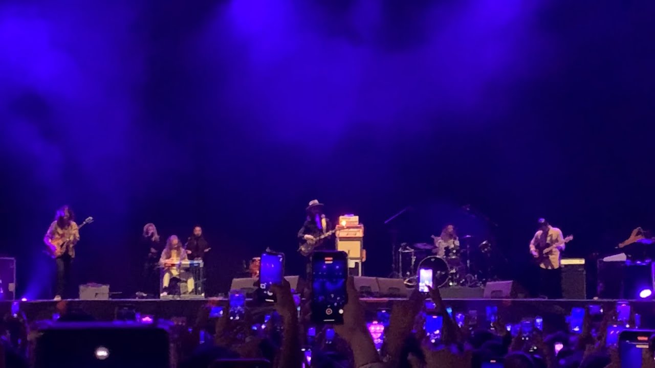 KALEO - Way Down We Go (Live in Istanbul, Küçükçiftlik Park) 03.07.22