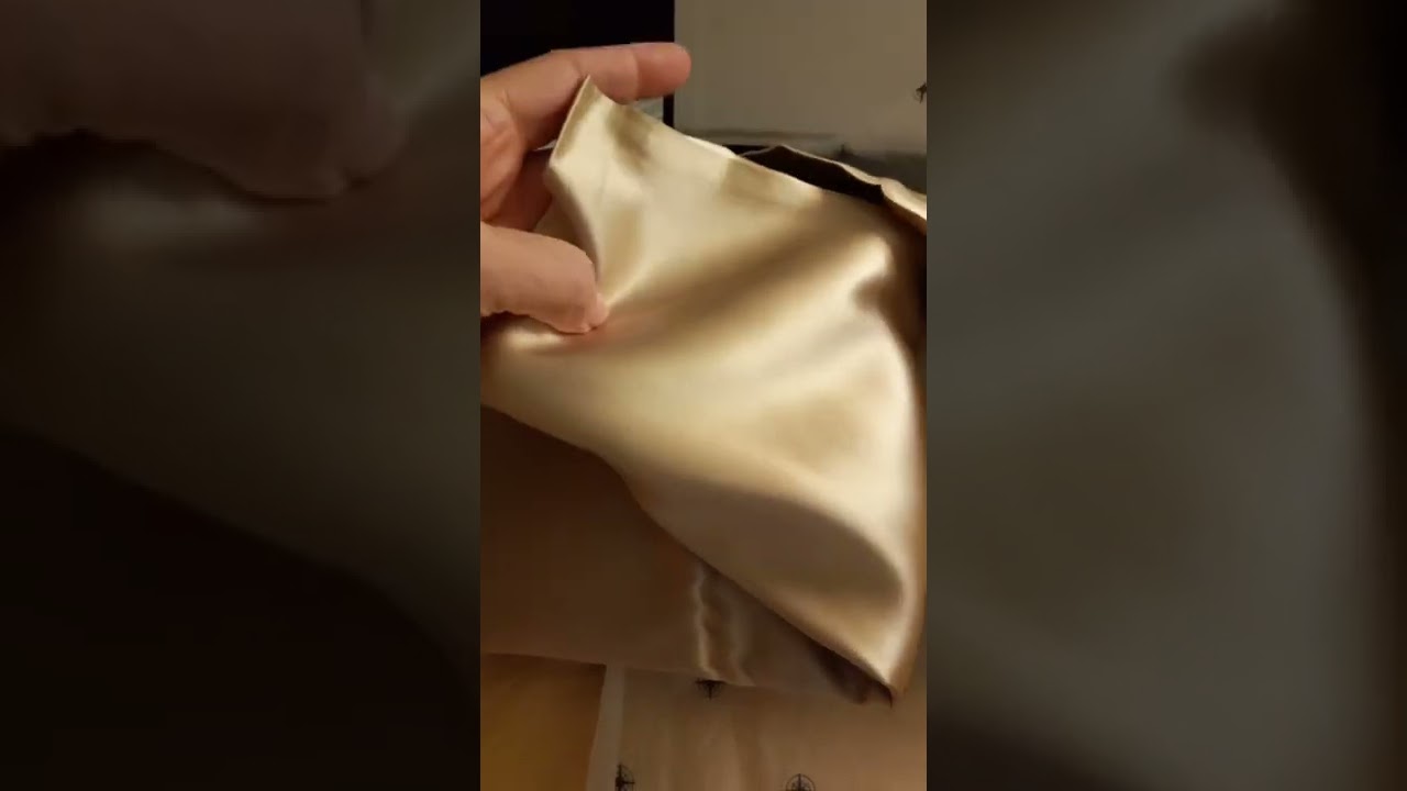 Unboxing a luxury 30 momme silk pillow case