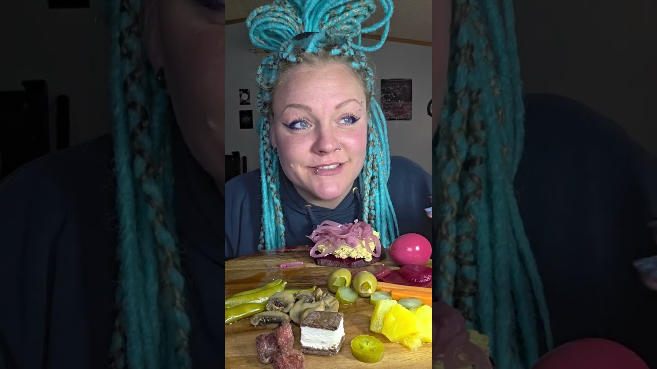 Snackplate #snackplate #Mukbang #eatingsounds #eatingasmr #girldinner #chewingsounds #asmr #potato 