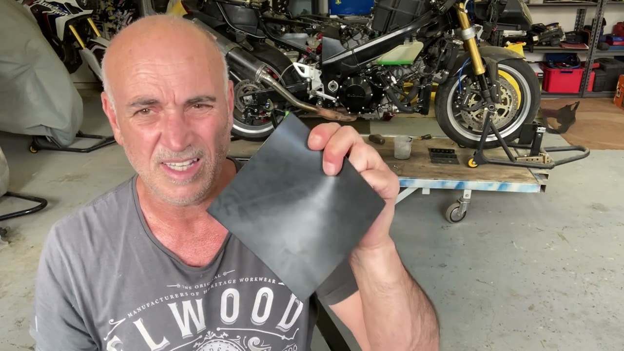 Ремонт уплотнения бензобака TL1000R