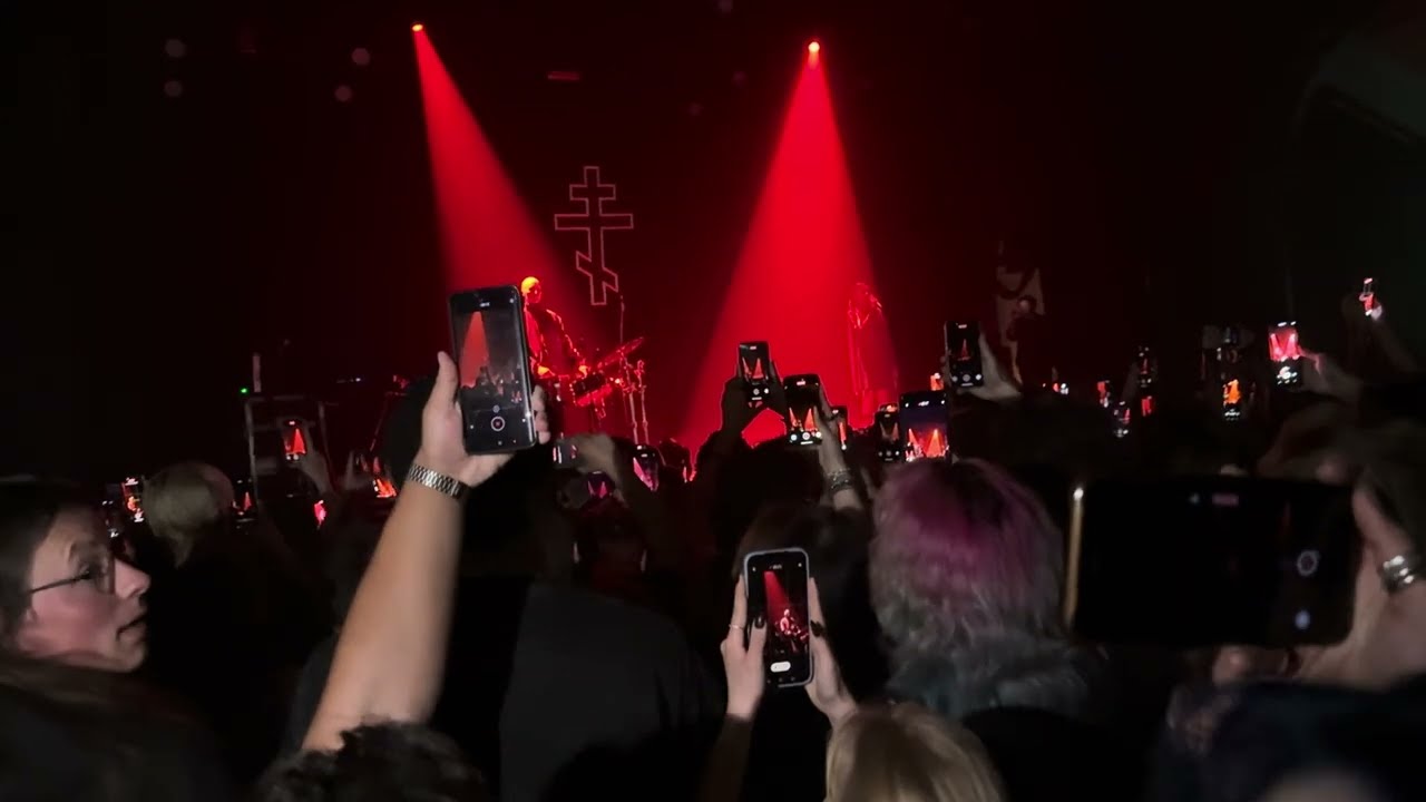 IC3PEAK - Марш (Paris Live 2025)